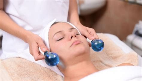 Ice Globe Facial And Holistic Jade Stone Lymphatic Drainage Facial Onsite Am Specialist Skin