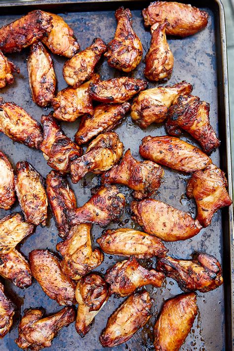 If you're a fan of grilled wings and you've never heard of a charcoal vortex, then you really need to check this out. Irresistible Grilled Chicken Wings - i FOOD Blogger