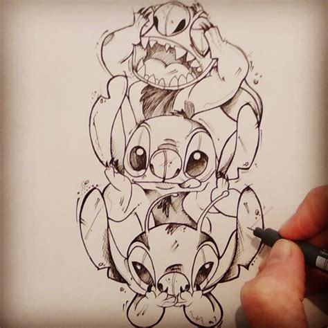 Pin De Nicogaleo En Art Tatuaje De Stitch Disney Tatuaje De Lilo Y