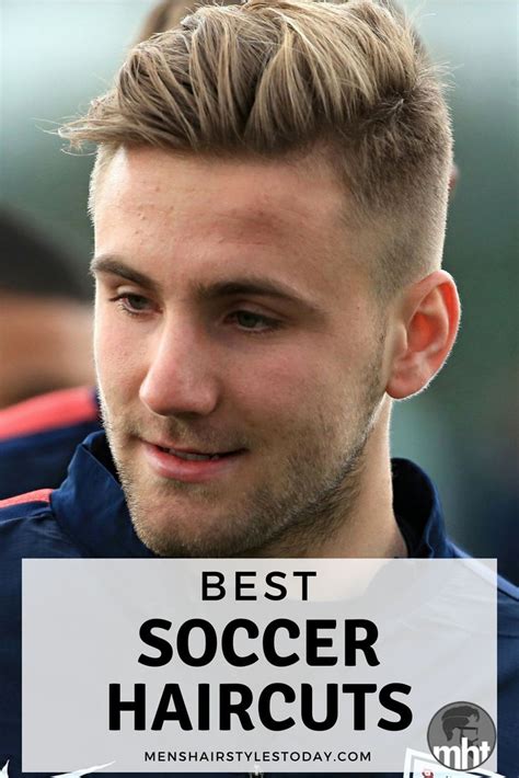 29 Best Soccer Player Haircuts 2021 Guide Soccer Hairstyles Soccer