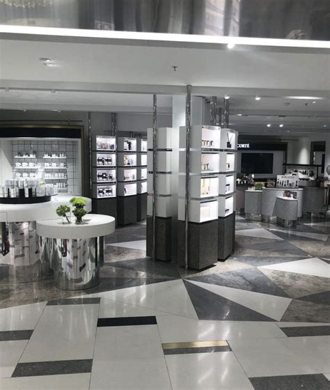 Harvey Nichols New Hong Kong Shopping Experience By Studio Four Iv