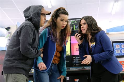 Heres How The Cast Of Superstore Felt About That Ice Storyline