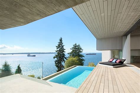 Sunset House Exhilarating Ocean Views Laced With Luxurious Minimalism