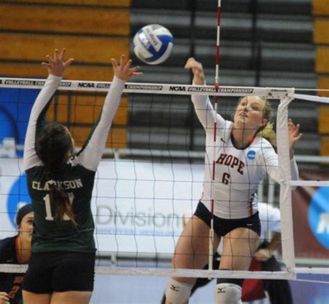 No 2 Hope Volleyball Sweeps Clarkson Ny For Second Ncaa D Iii National Semifinal Berth