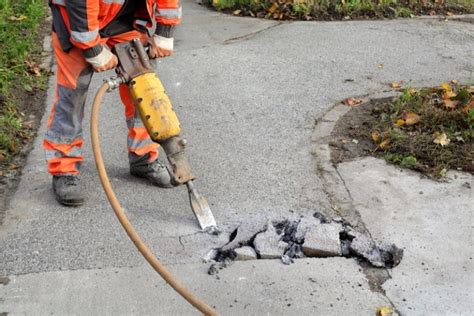 How To Use A Rented Jackhammer From A Jackhammer Hire Service