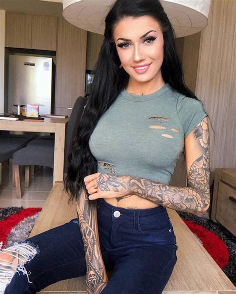 Instagram Hotties For The Day With Tattoos ⋆ Terez Owens 1 Sports