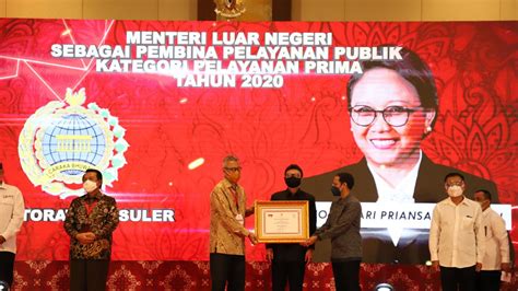Menlu Retno Dan Kemlu Ri Raih Penghargaan Pelayanan Publik Prima Dari