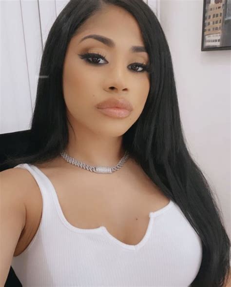 Hennessy Carolina Stunning Actress And Instagram Star