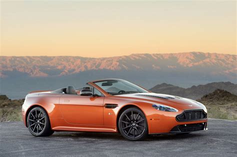 photo ASTON MARTIN V12 VANTAGE S Roadster cabriolet 2014 - Motorlegend.com