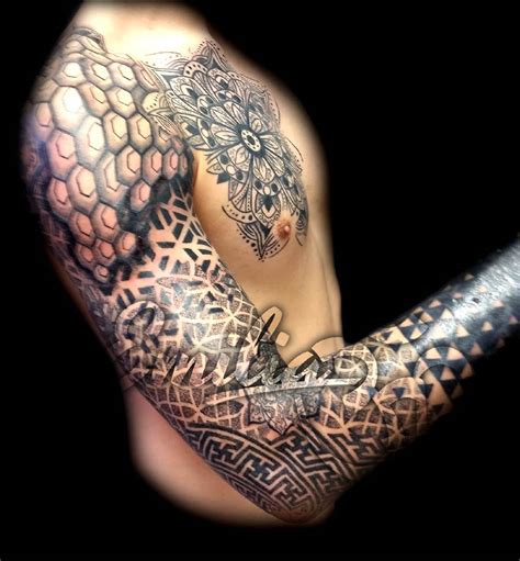 A dark feather is a great cover up tattoo. 50+ Cover Up Tattoo Designs To Spice Up Your Old Tattoos ...