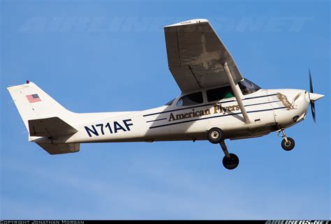 Cessna 172r Skyhawk American Flyers Aviation Photo 2391138