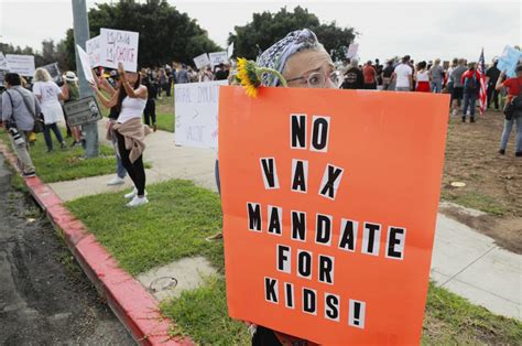 Federal Court Pauses California School Districts Vaccine Mandate