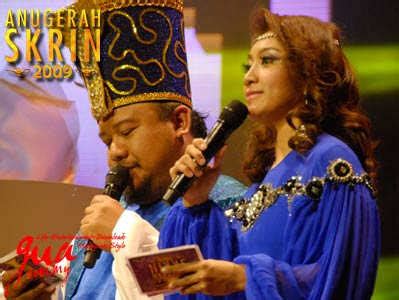 Siaran secara langsung turut disiarkan menerusi saluran tv3 bermula pada jam 9.00 malam. Malaziy: Keputusan Anugerah Skrin 2009