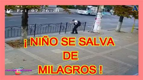 La imagen de un niño llorando, viendo a su ídolo egan bernal poniéndose la camiseta amarilla del líder del tour de francia en el 2019, . ¡NIÑO SE SALVA DE MILAGRO DE SER ATROPELLADO! - YouTube