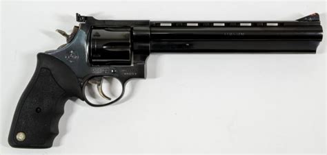 Taurus M44 44 Magnum Revolver Ct Firearms Auction