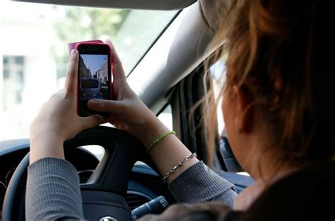 Rac Urges Drivers To Promise To Put Their Phones Away As New Laws Come In Rac Drive