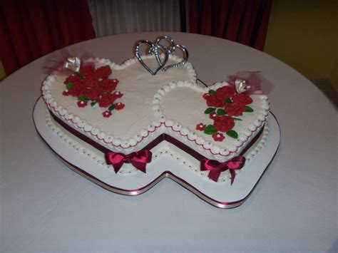 Heart Shaped Engagement Cakes Images