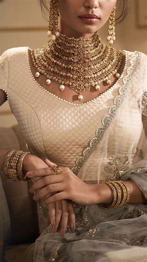 41 Popular And Beautiful Necklace Designs For The Brides Modern Gold Jewelry Bridal