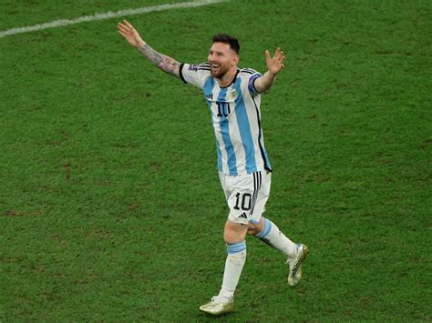 Watch Lionel Messi Scores Crucial Third Goal For Argentina In Fifa
