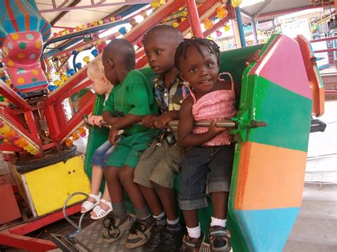Make 25 Kids Enjoy This Christmas In Uganda Globalgiving