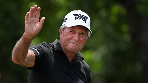 Gary player completes the career grand slam: For Once, Gary Player Gets to Stay Home - The New York Times