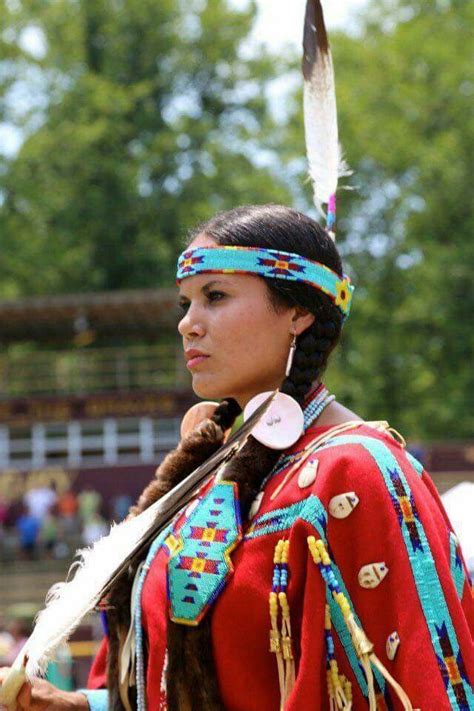 Native American Cherokee Cherokee Woman Native American Regalia
