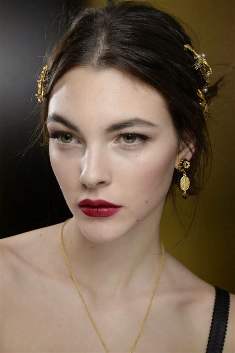 19 boutiques référencées en france. Fashion Runway | Dolce and Gabbana Fall Winter 2015-16 ...