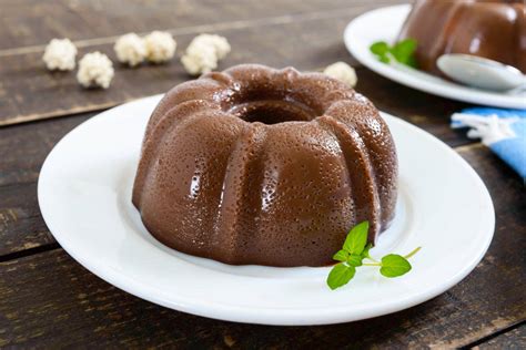 Un dessert da gustare a cuor leggero. Ricetta Come si fa il budino al cioccolato? Ecco la ...