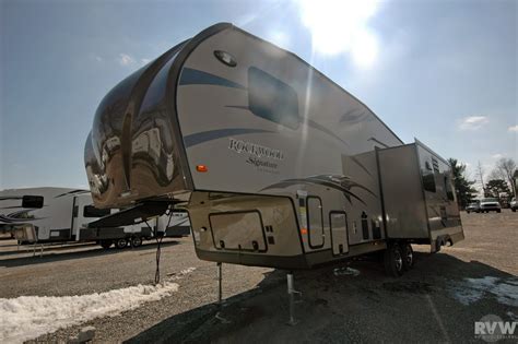 2014 Rockwood Signature Ultra Lite 8289ws Fifth Wheel By Forest River