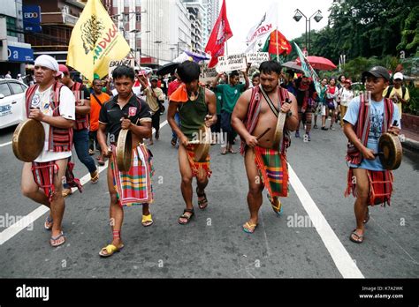 Igorot Tribe Hi Res Stock Photography And Images Alamy