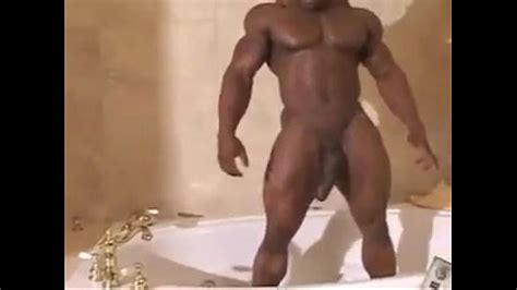 Sexy Muscle Hunk Rodney St Cloud Poses Naked. 