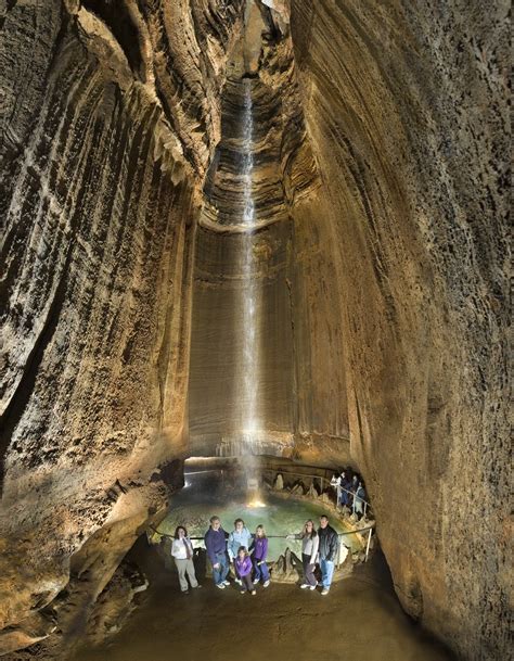 Foto At The Falls Ruby Falls To Hold Special Photo Tour