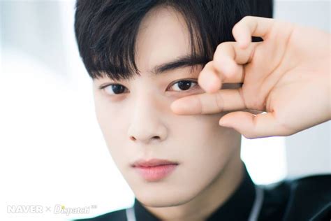 This is a small instructable which will teach you how to make a simple logo using photoshop. ASTRO's Eunwoo for Naver x Dispatch 'My ID is Gangnam ...