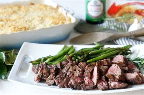 With a little olive oil and a simple rub, the beef tender is smoked and then chilled for 12 hours to allow flavors to meld; Beef Tenderloin Side Dishes Christmas / Christmas Beef Tenderloin | Taste Show