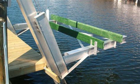 Most Common Types Of Boat Lifts
