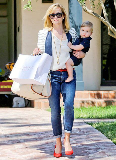 PIC Awww Reese Witherspoon S Son Tennessee Is Growing Up Fashion
