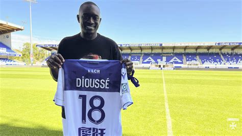 Mercato Assane Diouss Rejoint L Aj Auxerre