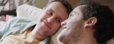 Colgate Apresenta O Primeiro Comercial Gay Assista Dois Ter Os