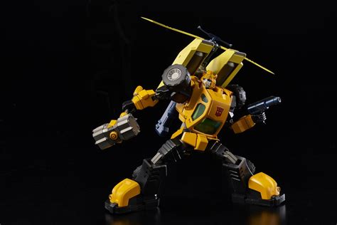 As such, the two apps share a lot of things in common. Bluefin Details New TRANSFORMERS Collectibles From Flame ...