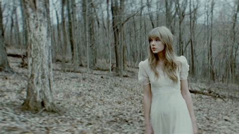 Song Of The Week Safe And Sound Taylor Swift Featuring The Civil