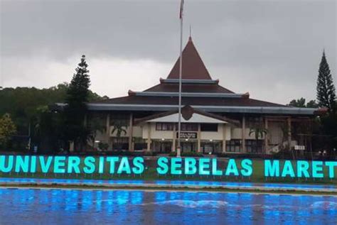 Universitas sebelas maret atau biasa disebut dengan uns merupakan perguruan tinggi negeri yang berada di kota solo. 25 Kampus Jurusan Arsitektur Terbaik di Indonesia