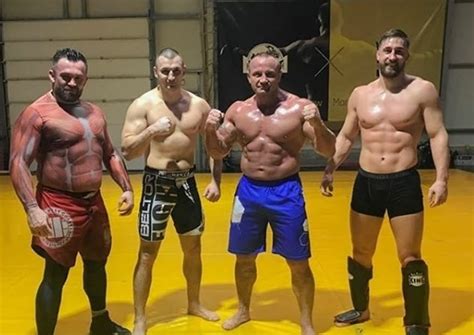 How strong is mariusz pudzianowski vs zydrunas savickas if you like what i'm are doing please support me by clicking like and. Pudzianowski trenuje do kolejnej walki na KSW. Potężne ...