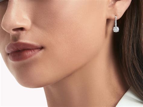 Why Every Woman Loves Diamond Earrings Oxygene Fashion
