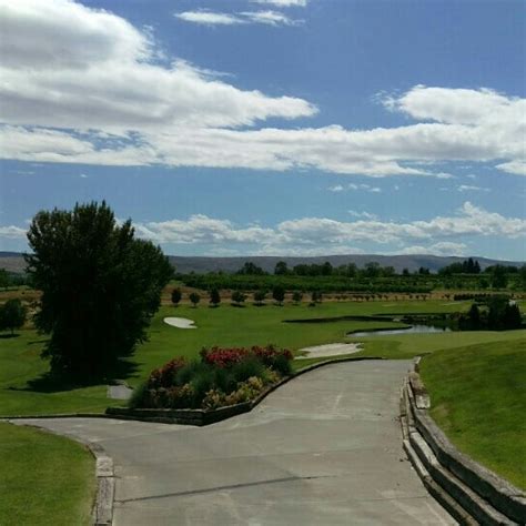 Apple Tree Golf Course Golf Course In Yakima