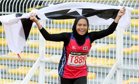 Tokyo, july 30 — my aim is to continue to improve my personal best. Azreen is the fastest Sukma girl | New Straits Times ...