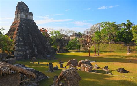 920942 Pyramid Historic Grass Tikal Maya Civilization