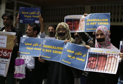 Egyptian Authorities Arrest Hussein Abdel Halim Journalist Who Exposed Police Corruption Ibtimes