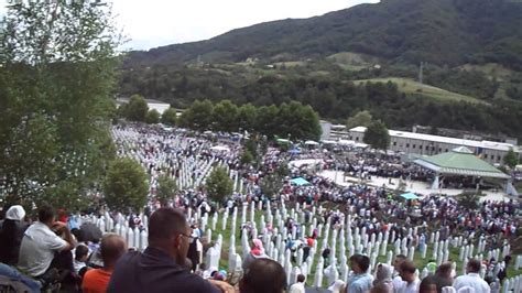Serbs never demilitarised around srebrenica, despite being required to do so under the 1993 united nations security council resolution 819. Never Forget SREBRENICA - YouTube