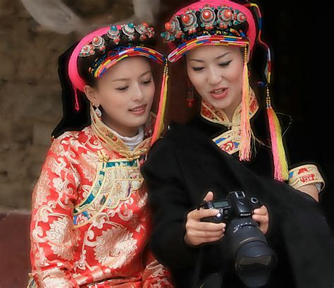 visiting danba in sichuan ancient tibetan villages and beautiful girls