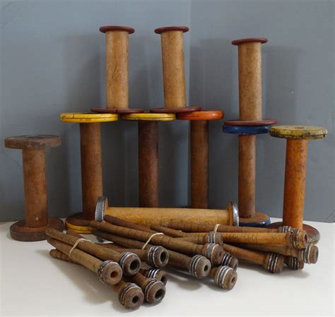 Vintage Lot Of 28 Wooden Spools Spindles Bobbins Industrial Textile